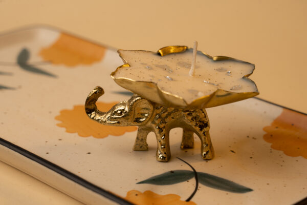 Regal Elephant Tealight – Hand-Poured Soy Wax Tealight with Gold Elephant Figurine