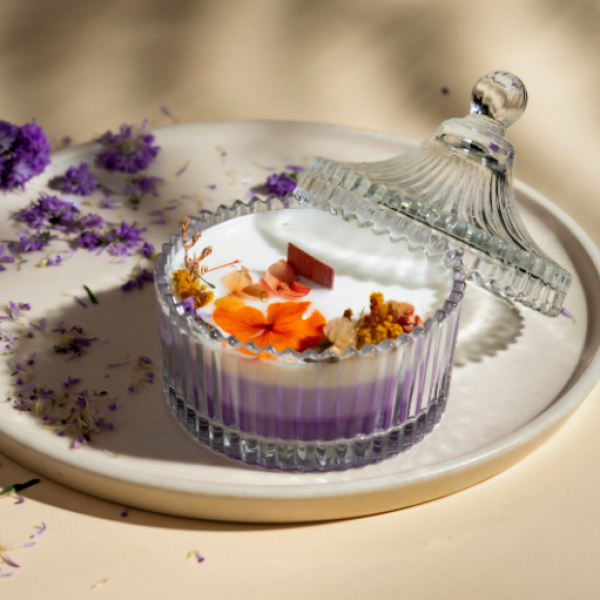 Violet Grace – Hand-Poured Purple Glass Jar Candle with Dried Flowers