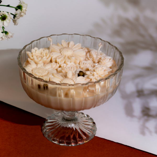 Glass Pedestal Candle – Hand-Poured Soy Wax in Ivory Ribbed Bowl