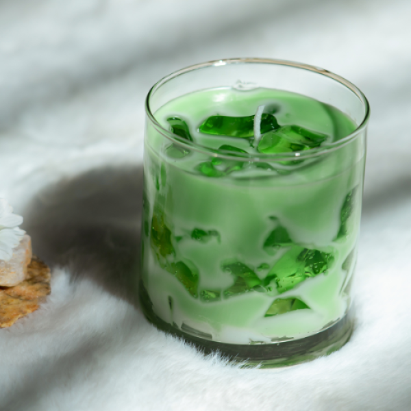 Mint Swirl – Hand-Poured Soy Wax Glass Candle with Green Marble Swirl Effect